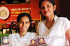 Mangaluru : Against all odds! Beedi workers daughter complete M.com with Gold medal
